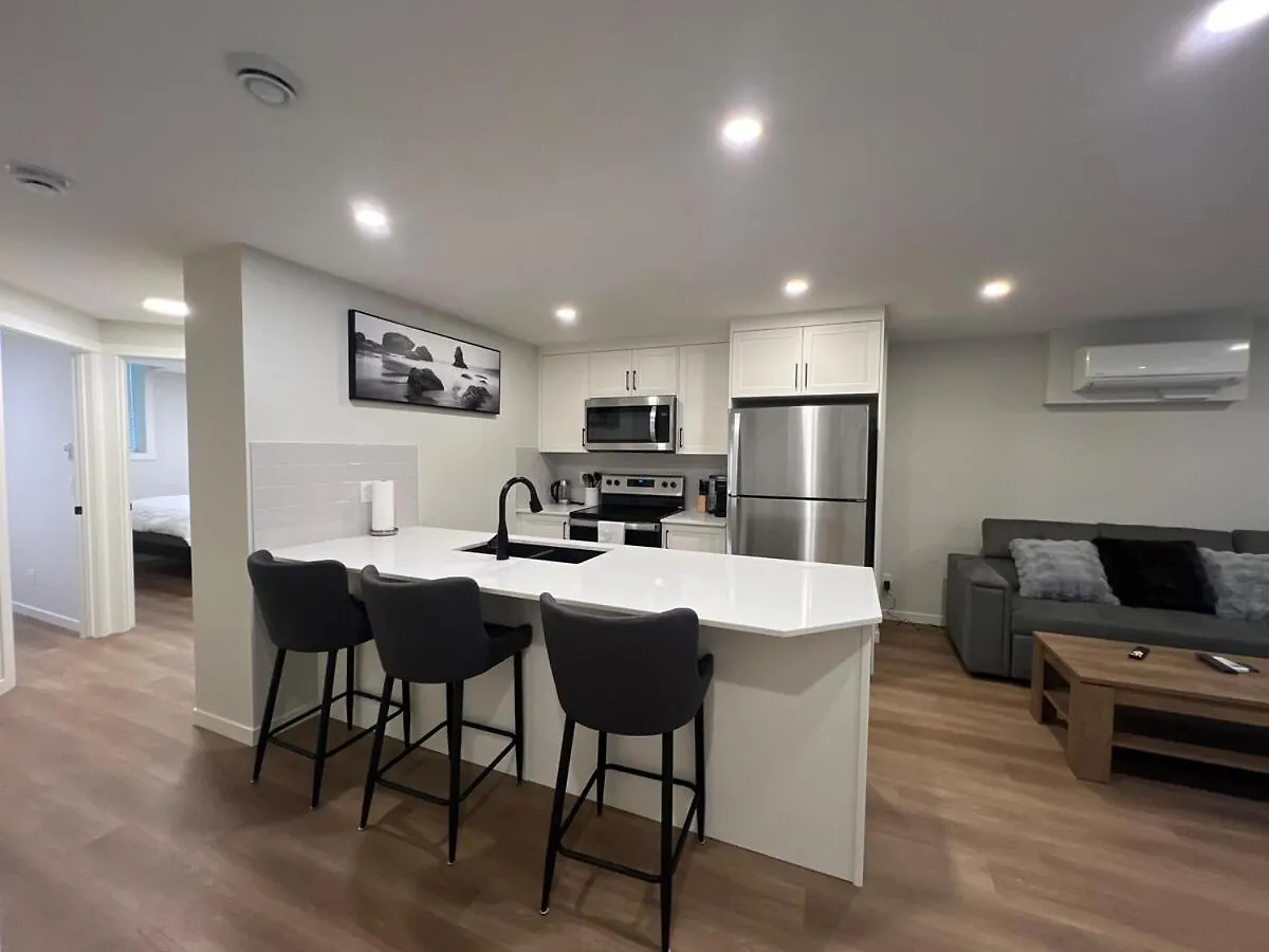 Apartment 2-Bedroom Suite Near Yyc Airport