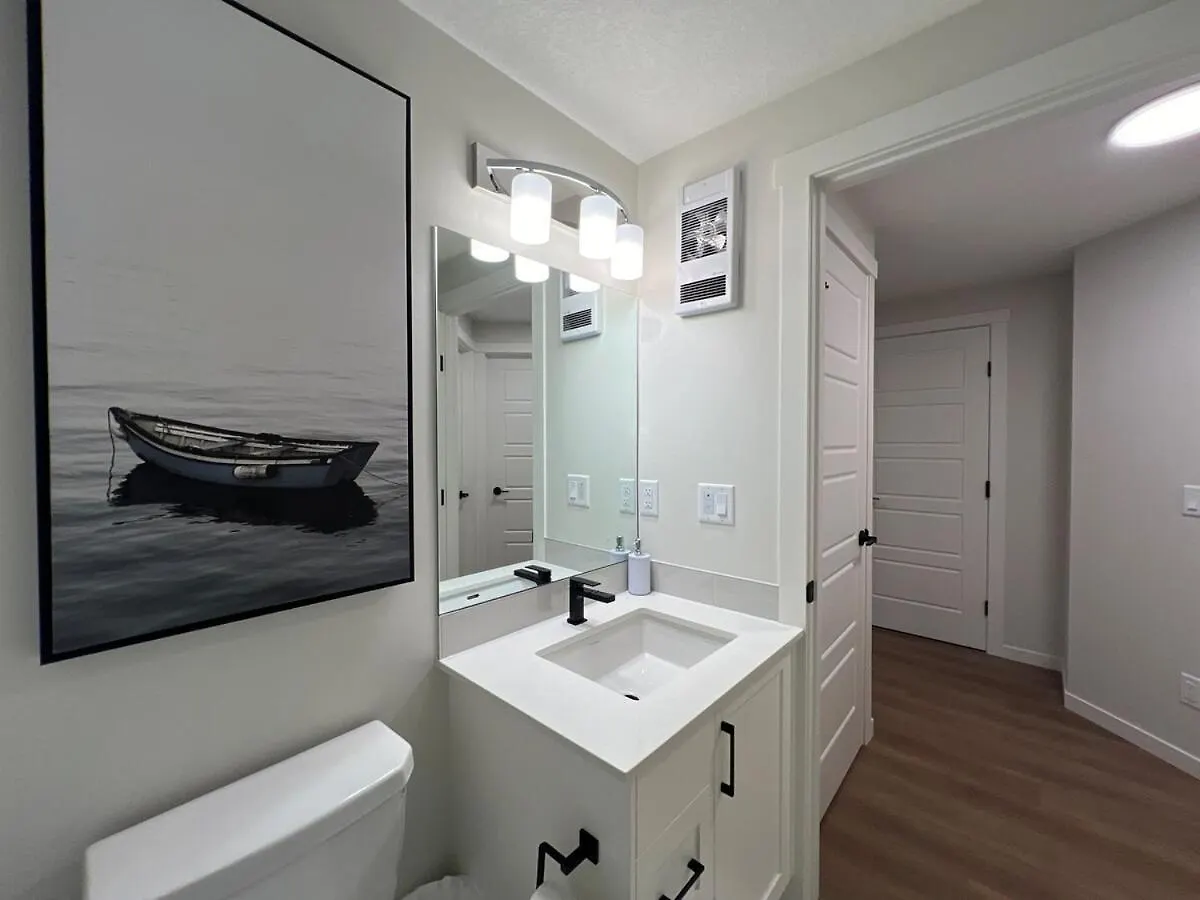 Appartement 2-Bedroom Suite Near Yyc Airport Canada